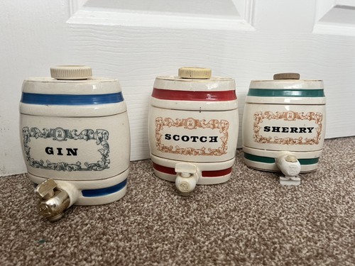 Lovely vintage set wade - set,