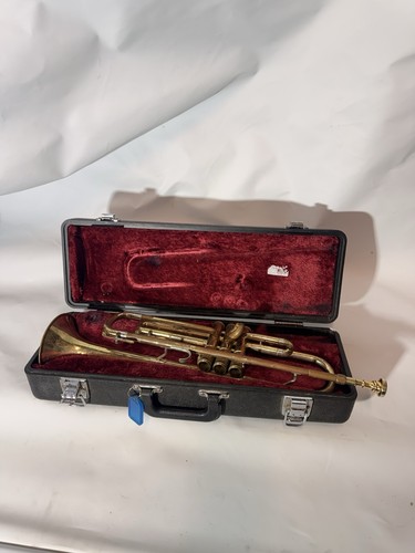 Olds ambassador trumpet 3 - olds, bb