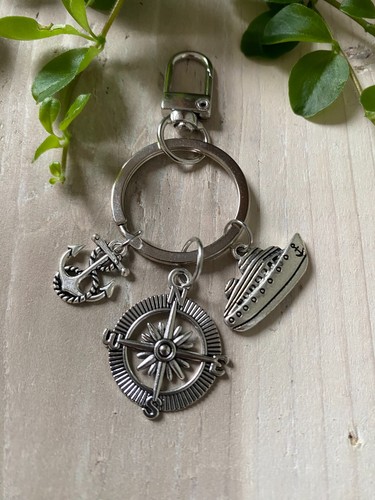 Cruise ship keychain keyring - cruise,