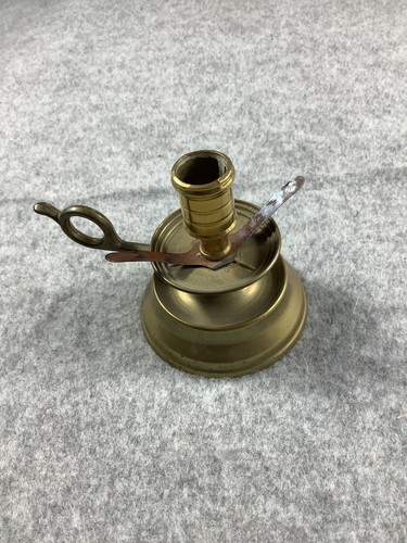 Vintage brass chamber stick - chamber,