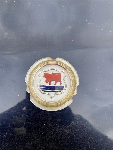 Morris badge emblem - morris,