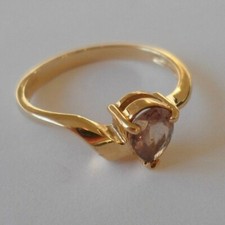 GENUINE 18K COLOUR CHANGE GARNET PEAR SHAPE RING RARE GEM FROM TANZANIA WOW>