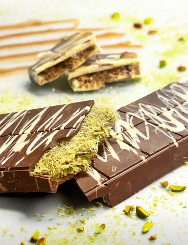 Dubai chocolate pistachio - chocolate,