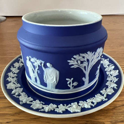 Wedgwood blue jasperware - wedgwood,