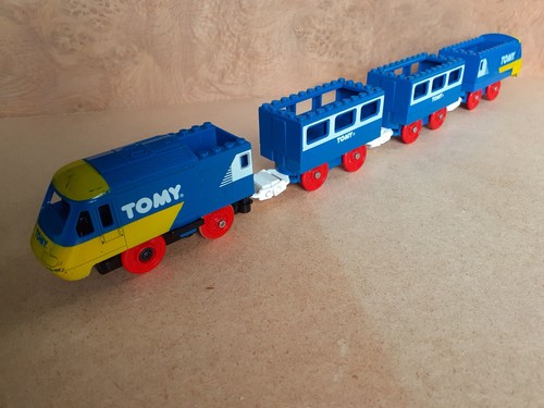 Vintage tomy train - vintage,