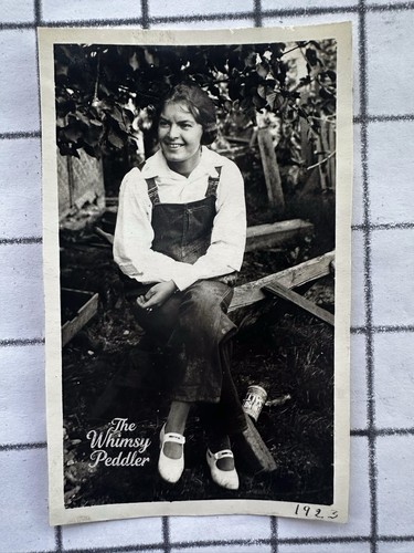 1925 snapshot photo young - 1925,