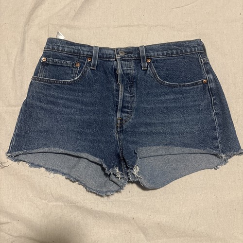 Levi 501 button - button, cut