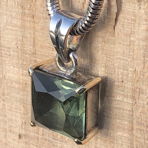 Moldavite faceted square - moldavite,