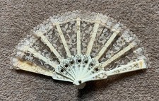 Lovely Small sized Vintage