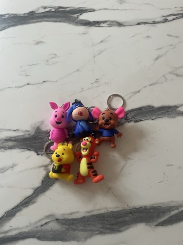 Winnie the pooh keyrings set - winnie,