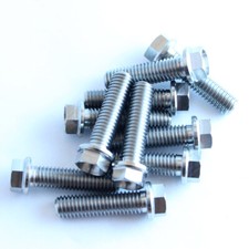 YZF-R1 M8 x 35mm TITANIUM hex