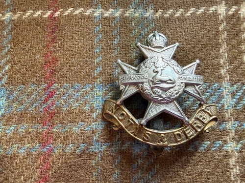 Vintage british army cap badge - vintage,