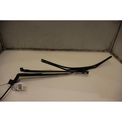 Windscreen wiper arm - arm, toyota