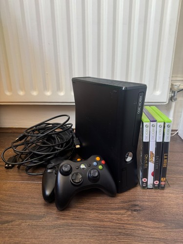 Xbox 360 slim - slim, with