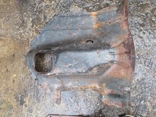 MORRIS MINOR 1000  STEEL GEARBOX FLOOR COVER