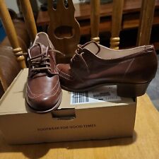 1940s Vintage Womens Hall Shoes US Size 7.5 AA, UK size 5.5