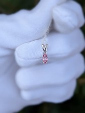 18ct White Gold Ceylon