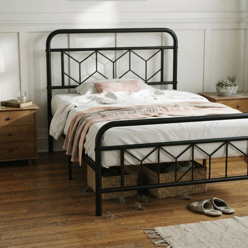 Vintage metal bed - frame, single