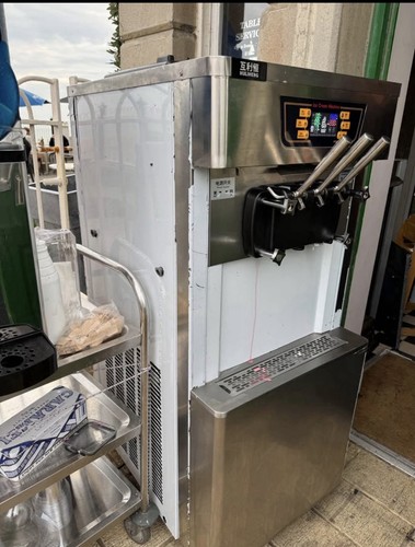 Ice cream machine - cream,