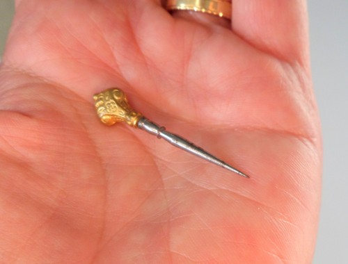 Antique miniature sewing tool - antique,