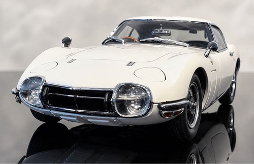 Ebbro toyota 2000gt white - 1/24,