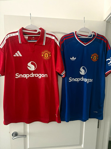 Manchester united home away - manchester,