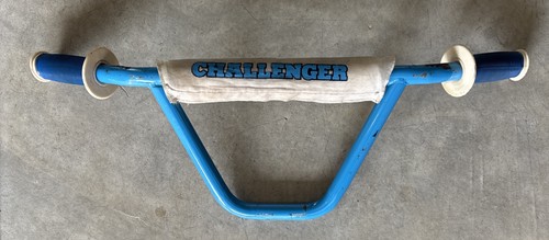 Vintage 80s blue challenger - blue,