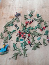 Vintage unbranded soldiers - vintage,