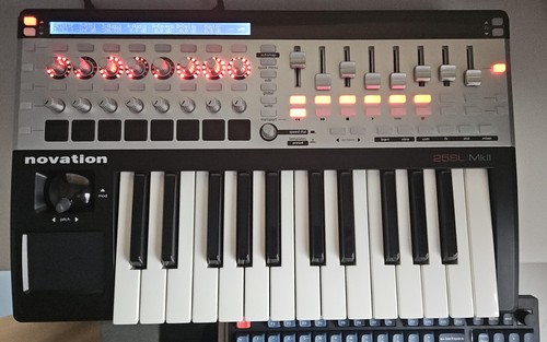 Novation remote mk2 midi - 25, sl