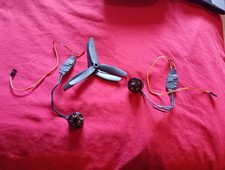 EACHINE Twin Brushless Motor Set Up With Left And Right Propeller