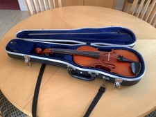 Karl Hofner Bubenreuth Violin 4/4 1996 w/Case & Paesold Bow, music and stand.