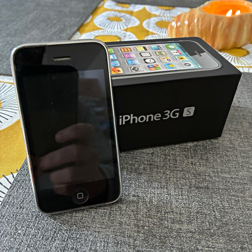 Apple iphone 3gs 8gb - apple,