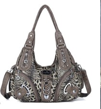 Trendy Angel Kiss Vegan