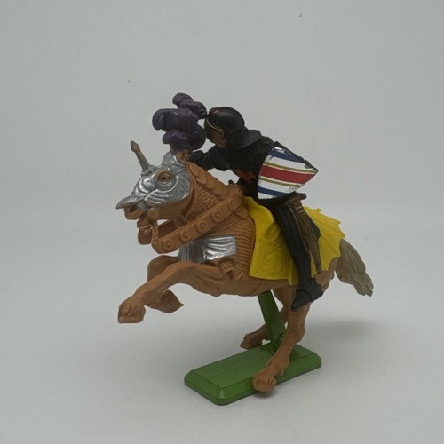 Britains ltd 1971 knight on - -,
