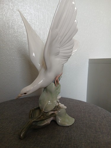 Lladro 4550 turtle - turtle, dove