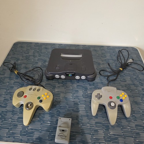 Nintendo n64 console - nintendo, bundle