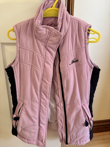 Pink and blue musto - and, signature