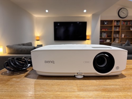 Benq mw533 300 - 3,300, home