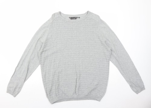 Mens size 2xl - 2xl, dissident