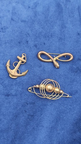 Job lot vintage brooches - lot,