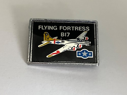 B17 flying fortress - pin, badge