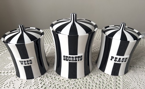 Jonathan adler black white - jonathan,
