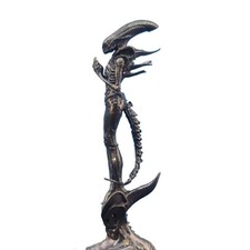 Unique Brass Sculpture Alien/Xenomorph Handmade Copper Statue 5.4cm Home Decor