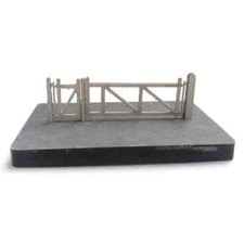 CROSSING/YARD GATES NYMR