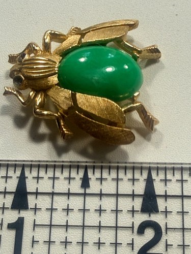Vintage crown trifari - vintage,