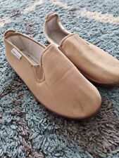Ladies Canvas Slip Ons..size 7