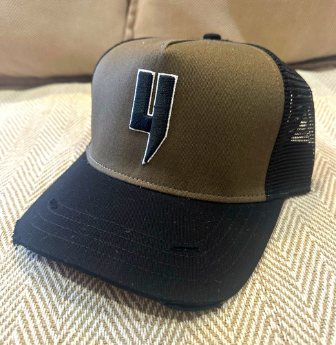 Yelir world cap never worn - cap, worn!