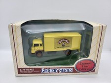 EFE 22904 Bedford TK Box Van /