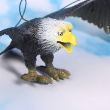 1 Piece Hanging Bird Deterrent Plastic Eagle Ornament Outdoor Eagle Figurine