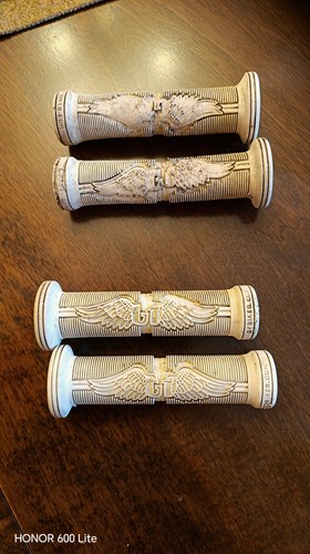 Pairs vintage winged - 2,